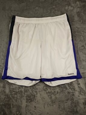 Reebok Vintage Men’s White Mesh Lined Athletic Shorts with PurpleTrim Size Large